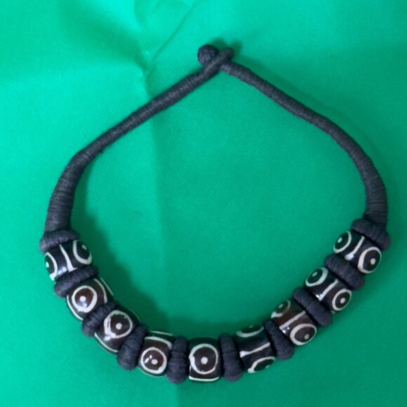 Vintage Handcrafted Tribal Brown White Beaded Necklace With Wrapped Cord Design - Picture 8 of 12